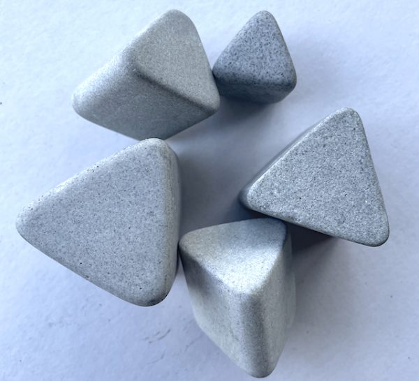 Kształtki ceramiczne do bębnowania i gratowania - duże trójkąty
